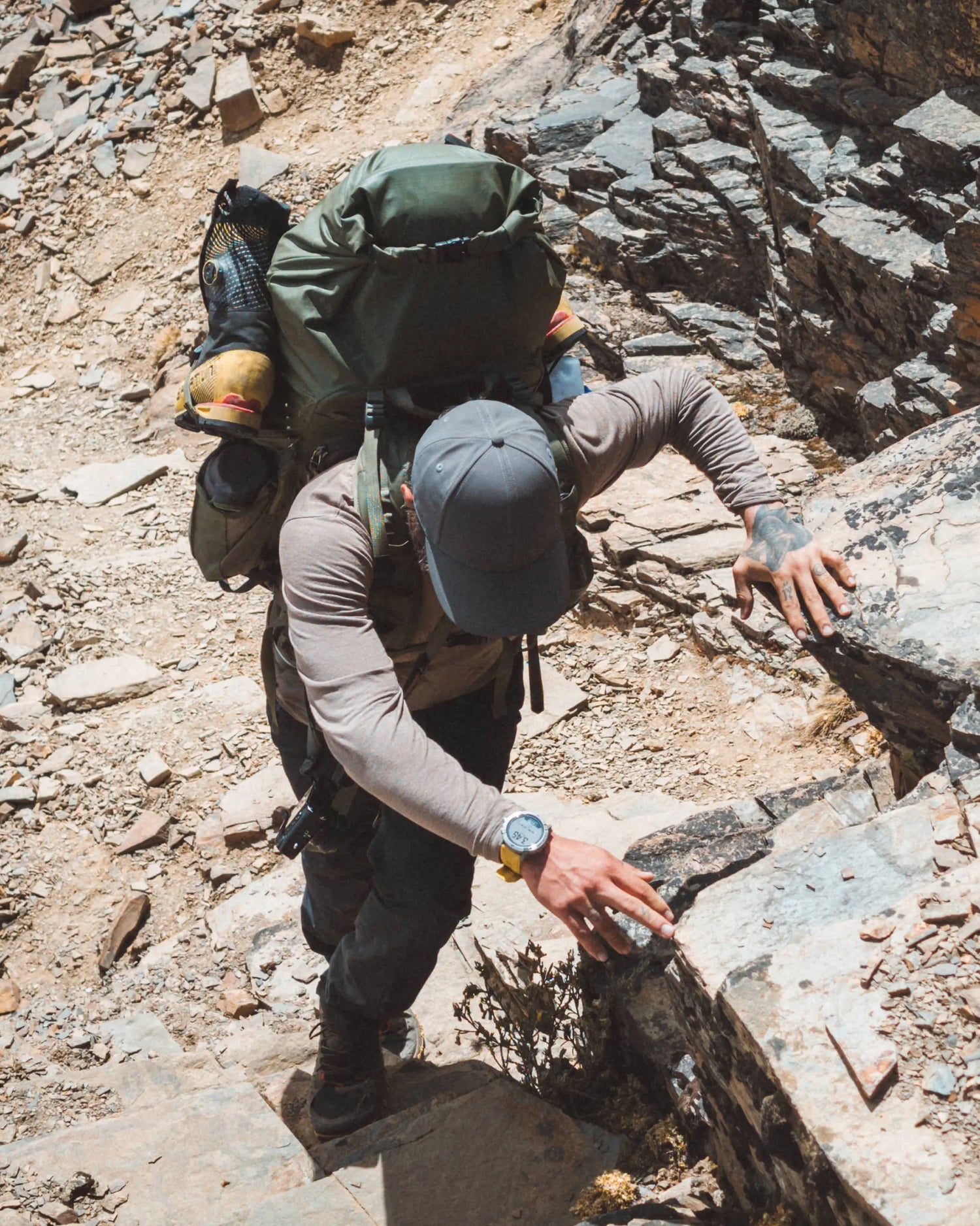 Man Named Jose Climbing Natural Rock Steps in Walnut / Tan Aire Long Sleeve Hiking Shirt – PAKA Apparel