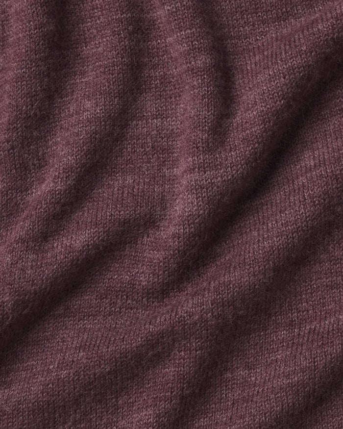 Raisin alpaca wool swatch