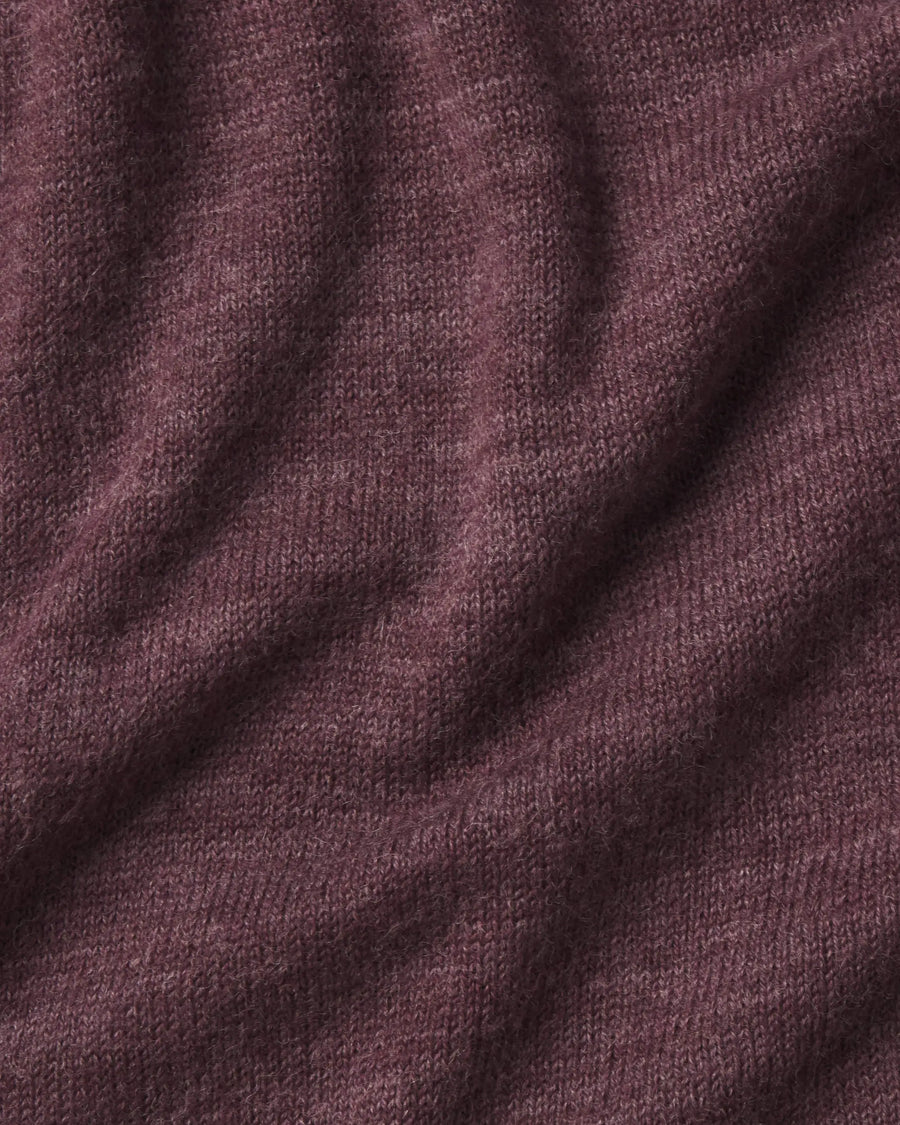 Raisin alpaca wool swatch
