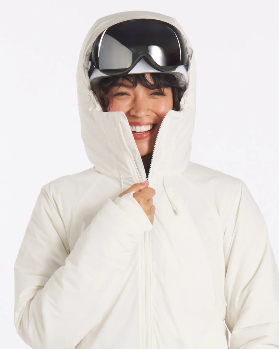 Woman wearing Women's Apu Parka