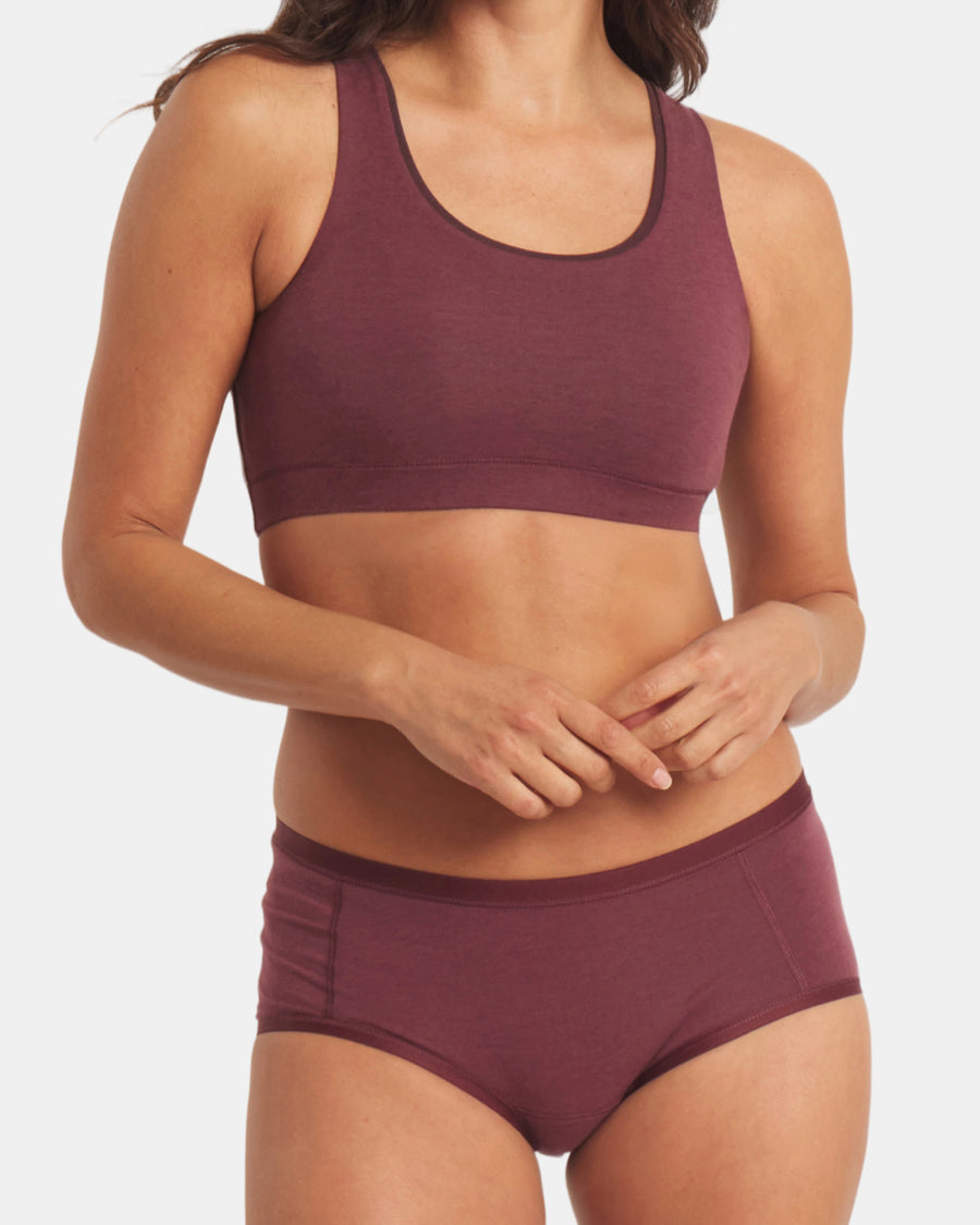 Jess is 5’7”, hips 35”, waist 26”, and wearing a size XS.