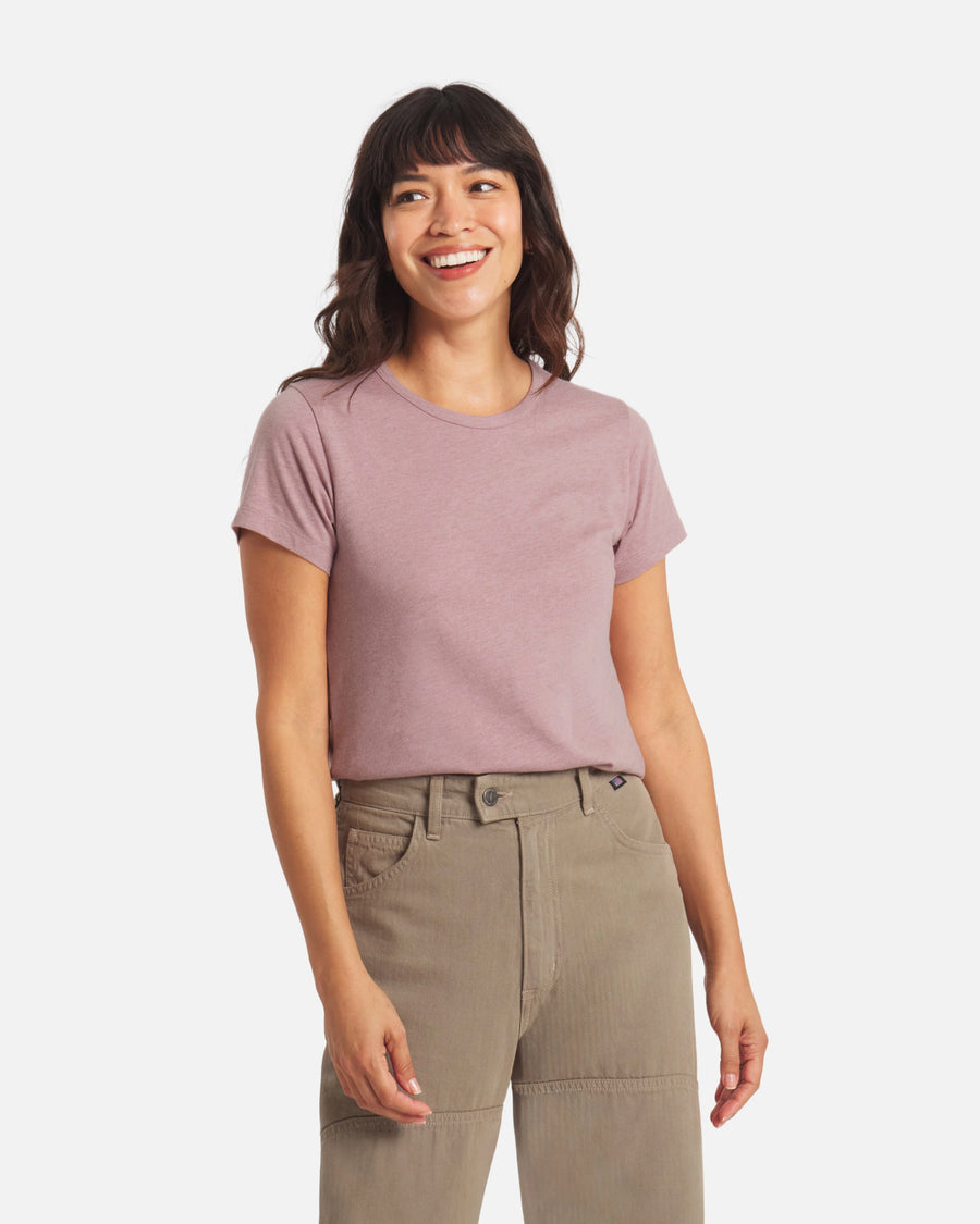 Jess is 5’7”, hips 35”, waist 26”, chest 32A and wearing a size XS.